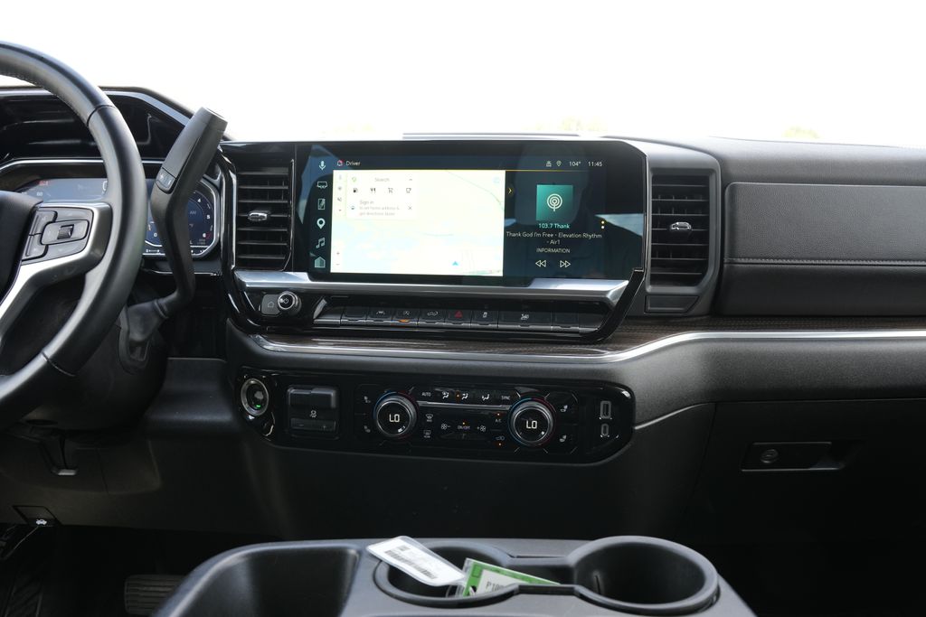 2025 Chevrolet Silverado 1500 LT - 10