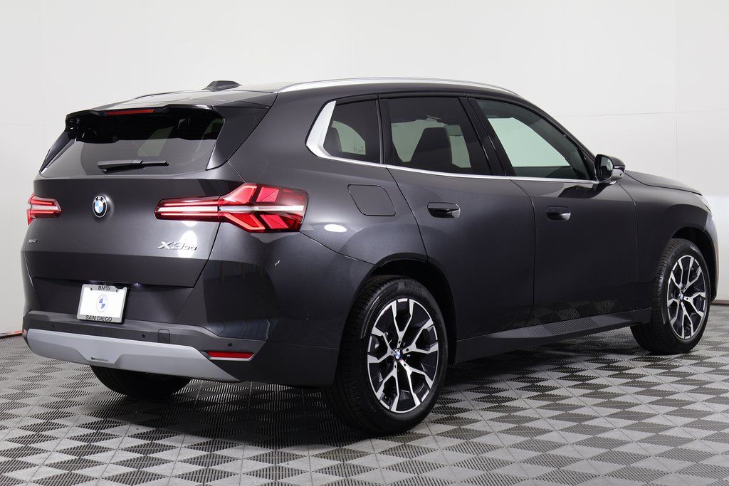 Thumbnail: 2026 BMW X3 - 2