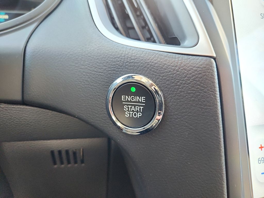 Thumbnail: 2024 Ford Edge - 28