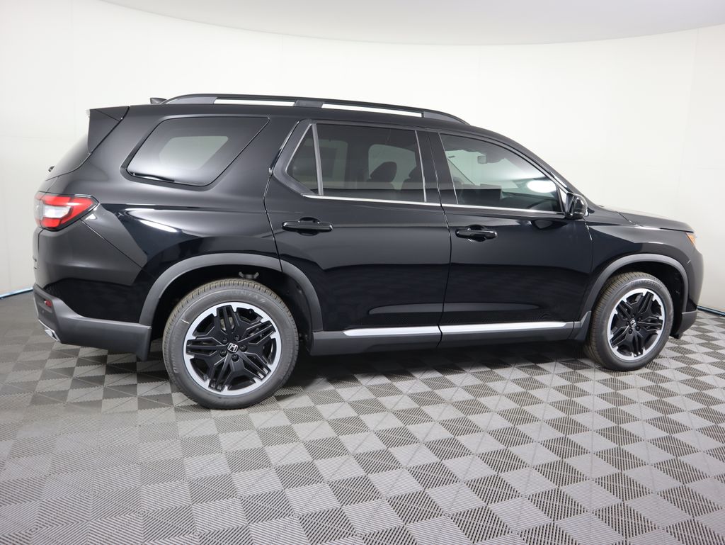 Thumbnail: 2026 Honda Pilot - 4