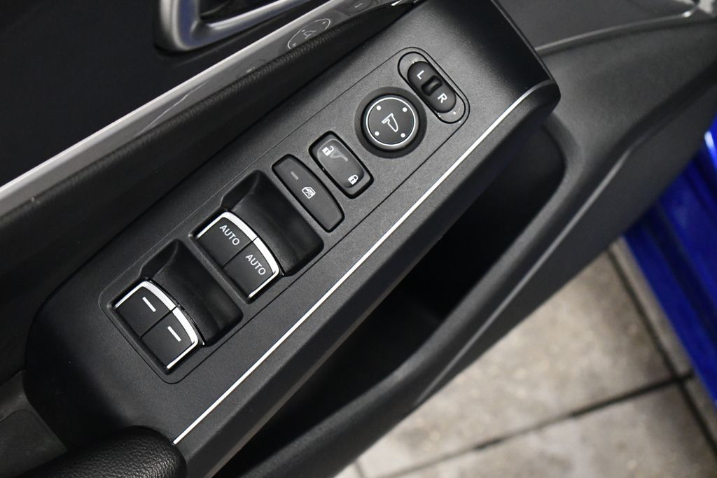 Thumbnail: 2024 Acura Integra - 16