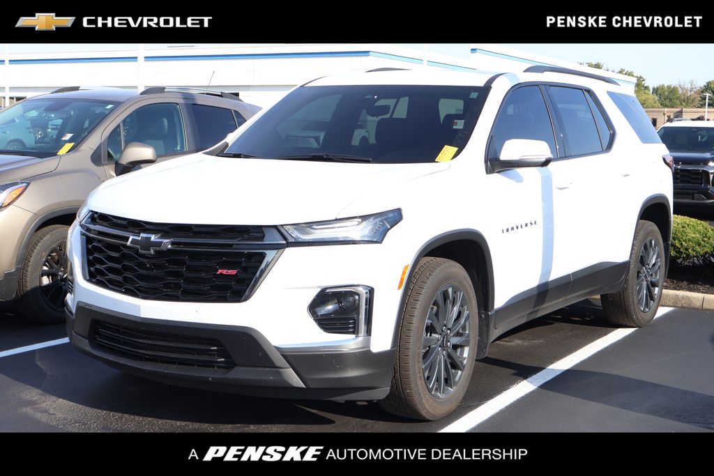 Thumbnail: 2023 Chevrolet Traverse - 1