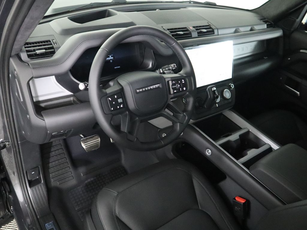 Thumbnail: 2026 Land Rover Defender - 10