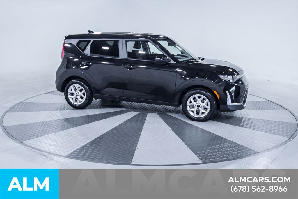 Used 2025 Black Kia LX image 13