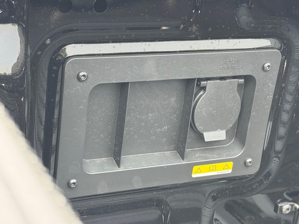 New 2026 Shadow Black Ford XLT image 7