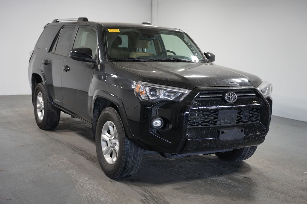 2022 Toyota 4Runner SR5 3