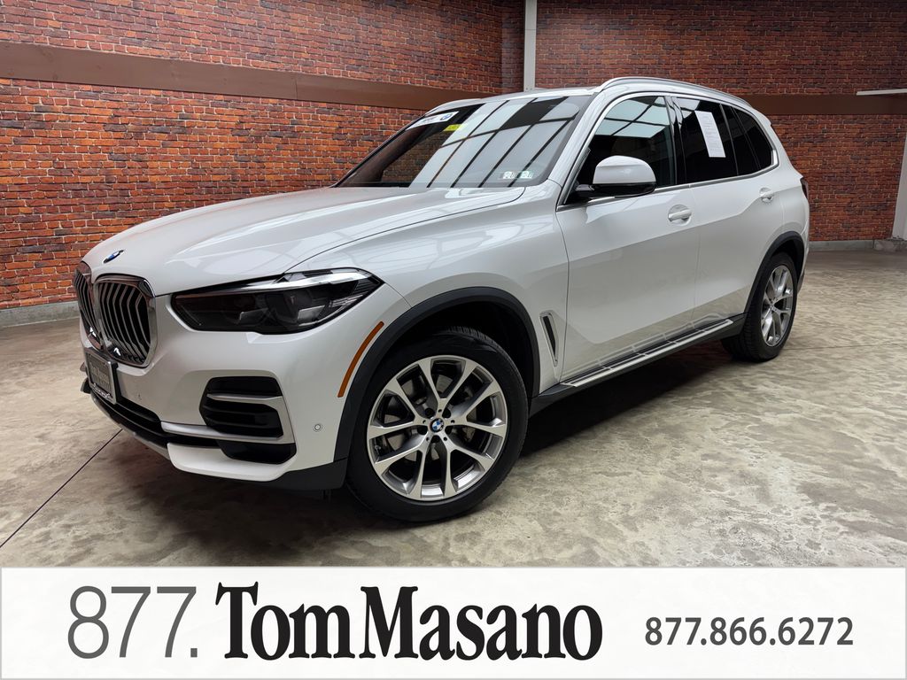 White Metallic 2023 BMW X5 SUV / Crossover All-Wheel Drive 8-Speed Automatic