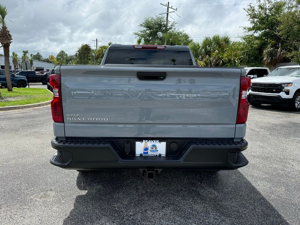 2024 Chevrolet Silverado 1500 WT 8