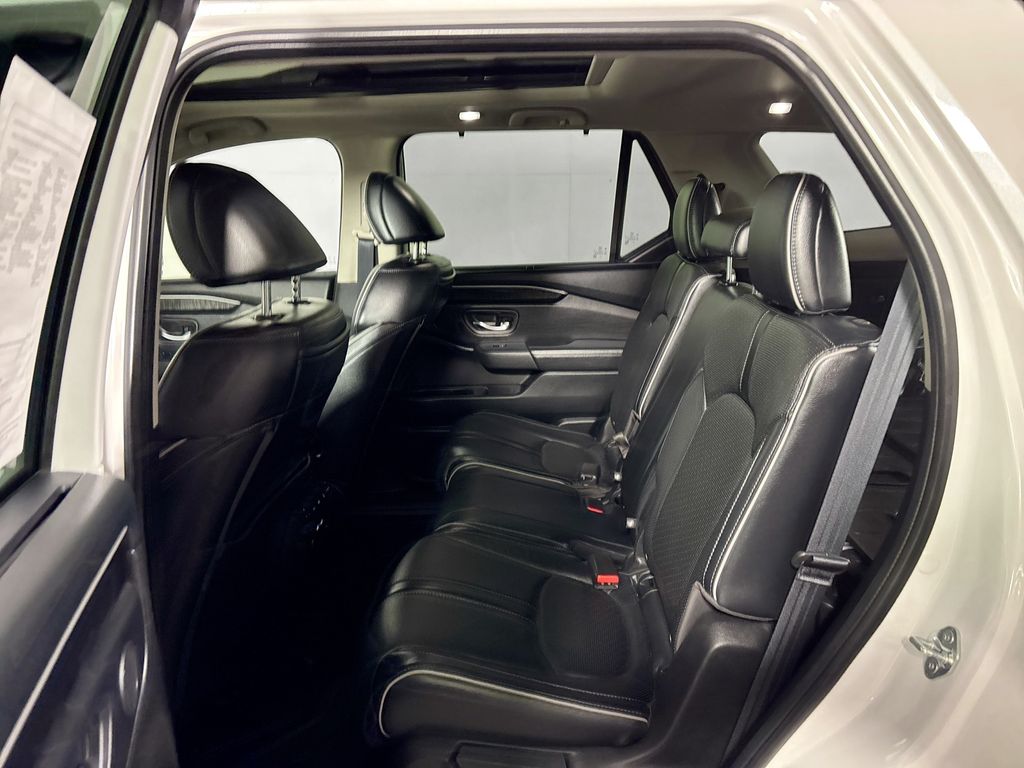 2023 Honda Pilot Elite