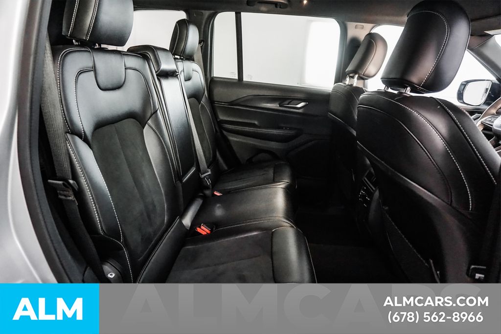 Used 2025 Silver Jeep Altitude image 20