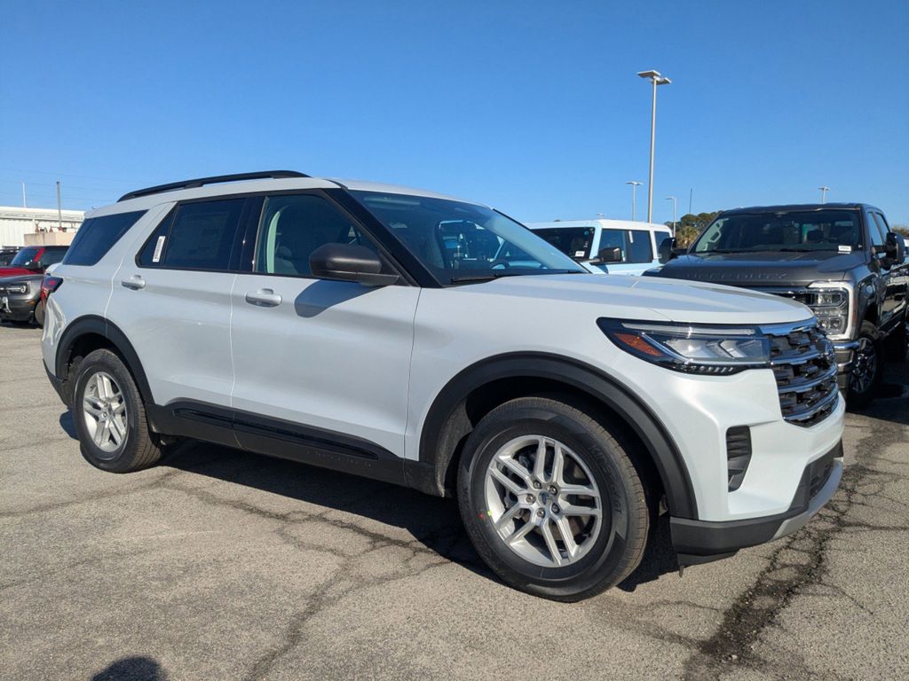 2026 Ford Explorer Active w/200A Pkg