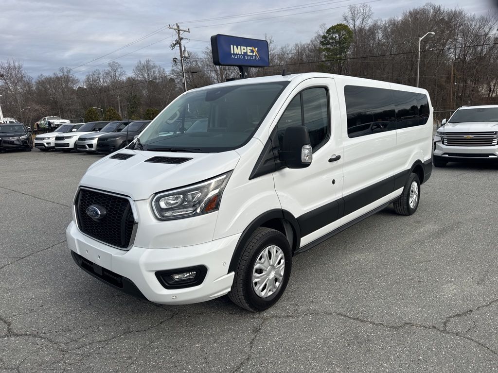 2023 Ford Transit-350 XLT's photo