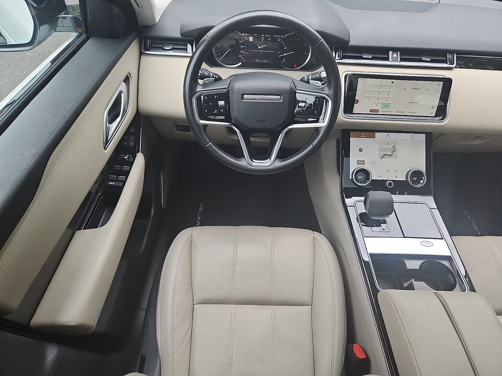 Thumbnail: 2021 Land Rover Range Rover Velar - 11