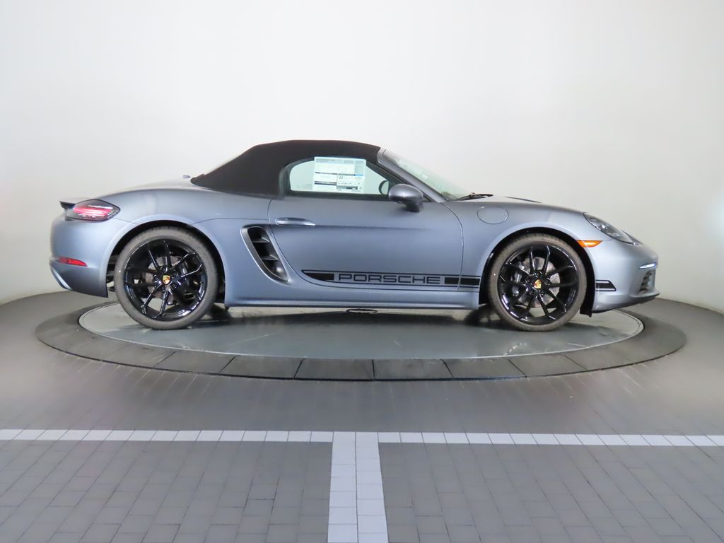 Thumbnail: 2025 Porsche 718 Boxster - 8