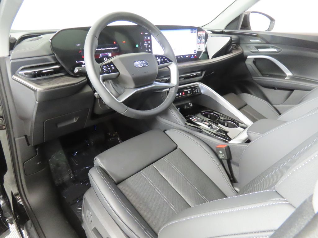 Thumbnail: 2025 Audi Q5 - 24