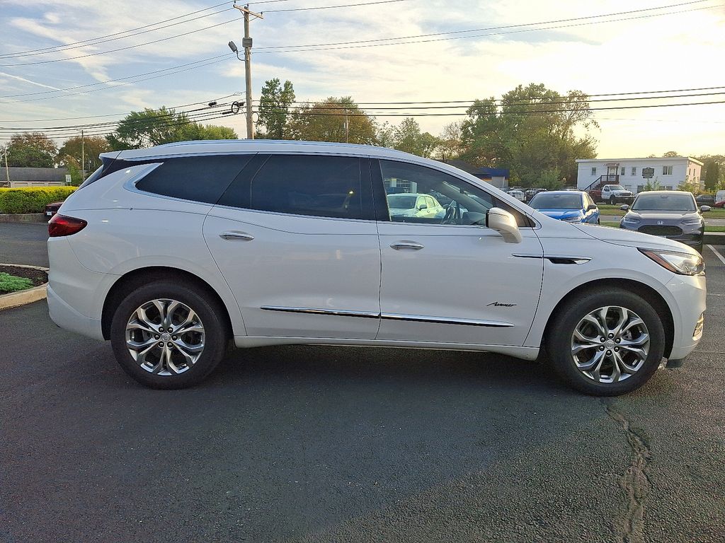 Thumbnail: 2021 Buick Enclave - 7