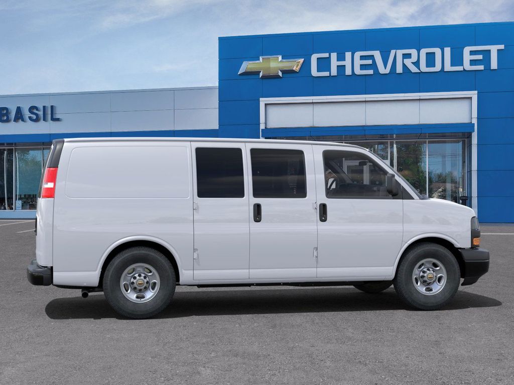 Express Cargo 2500 Regular Wheelbase