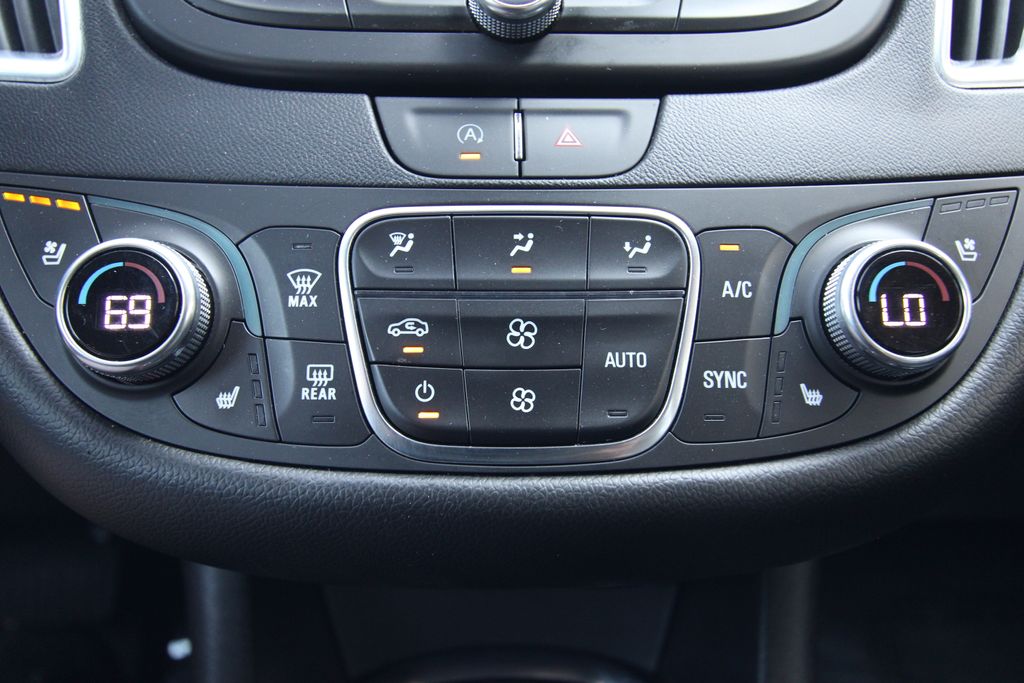 Used 2024 Chevrolet Malibu Sedan
