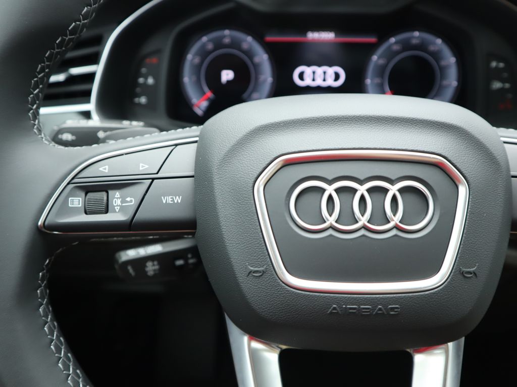 2025 Audi Q7  12