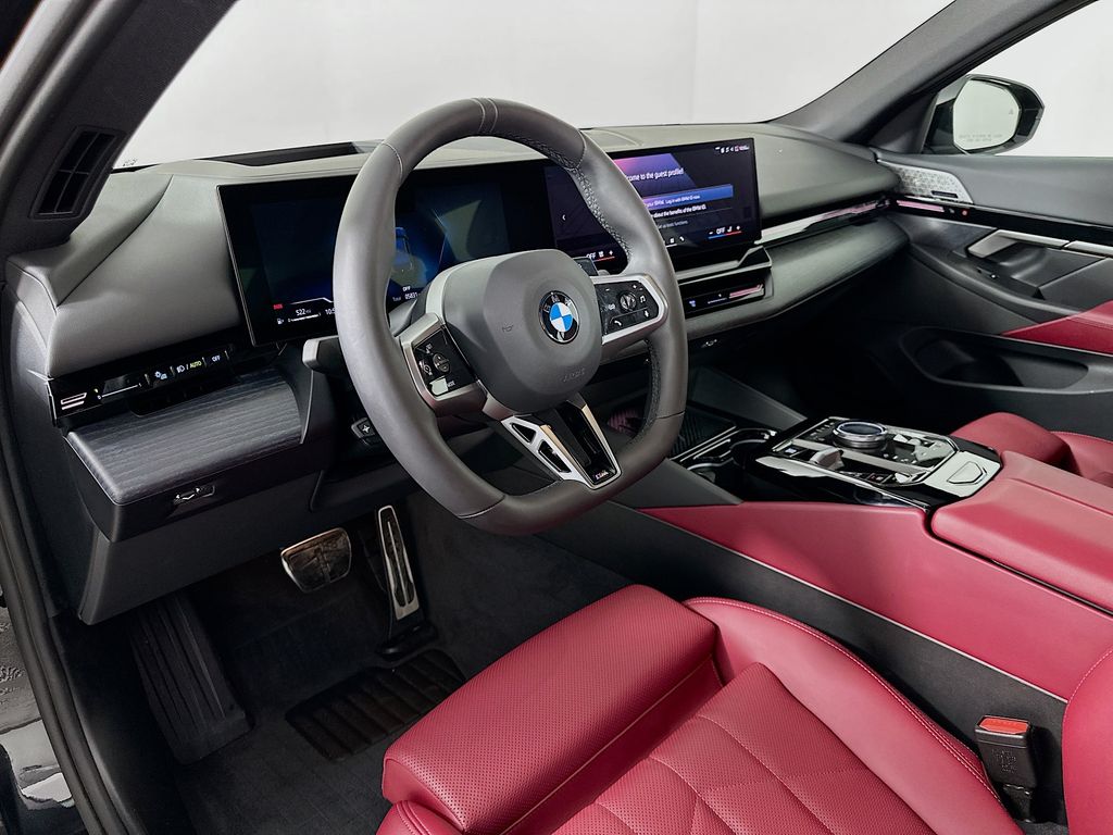 Thumbnail: 2025 BMW 5 Series - 9