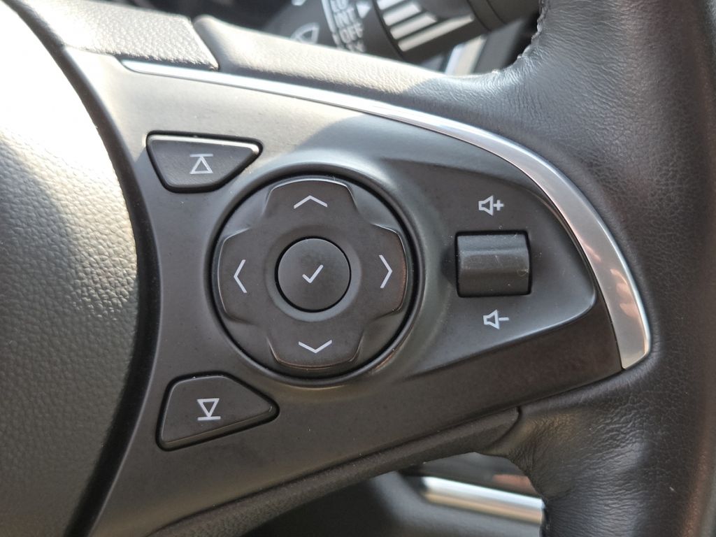 Used 2020 Silver Buick Premium Group image 15