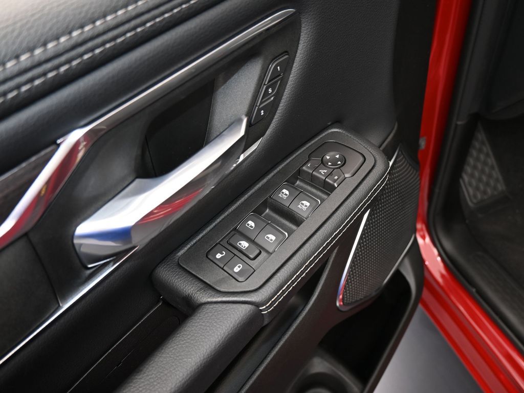 New 2026 Molten Red Pearlcoat Ram Laramie image 13