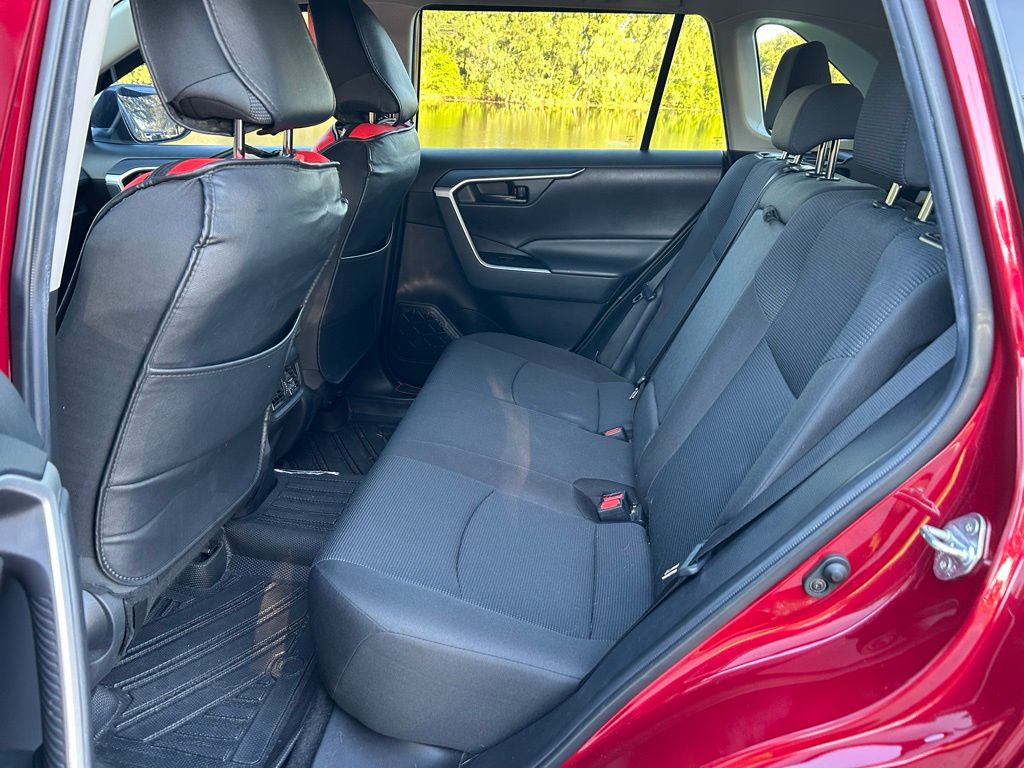 Thumbnail: 2022 Toyota RAV4 - 13