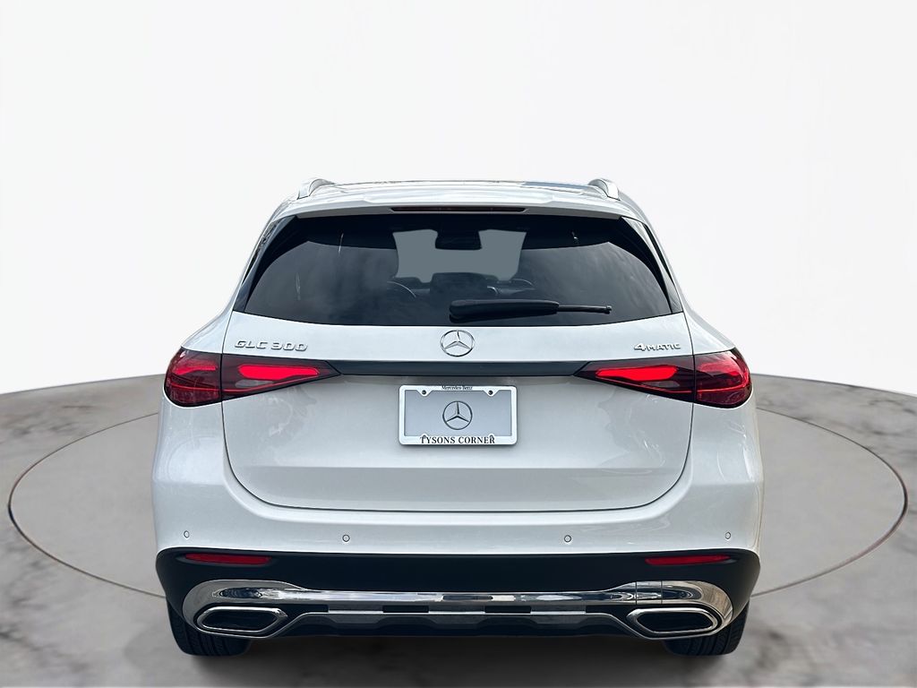 Thumbnail: 2023 Mercedes-Benz GLC - 11