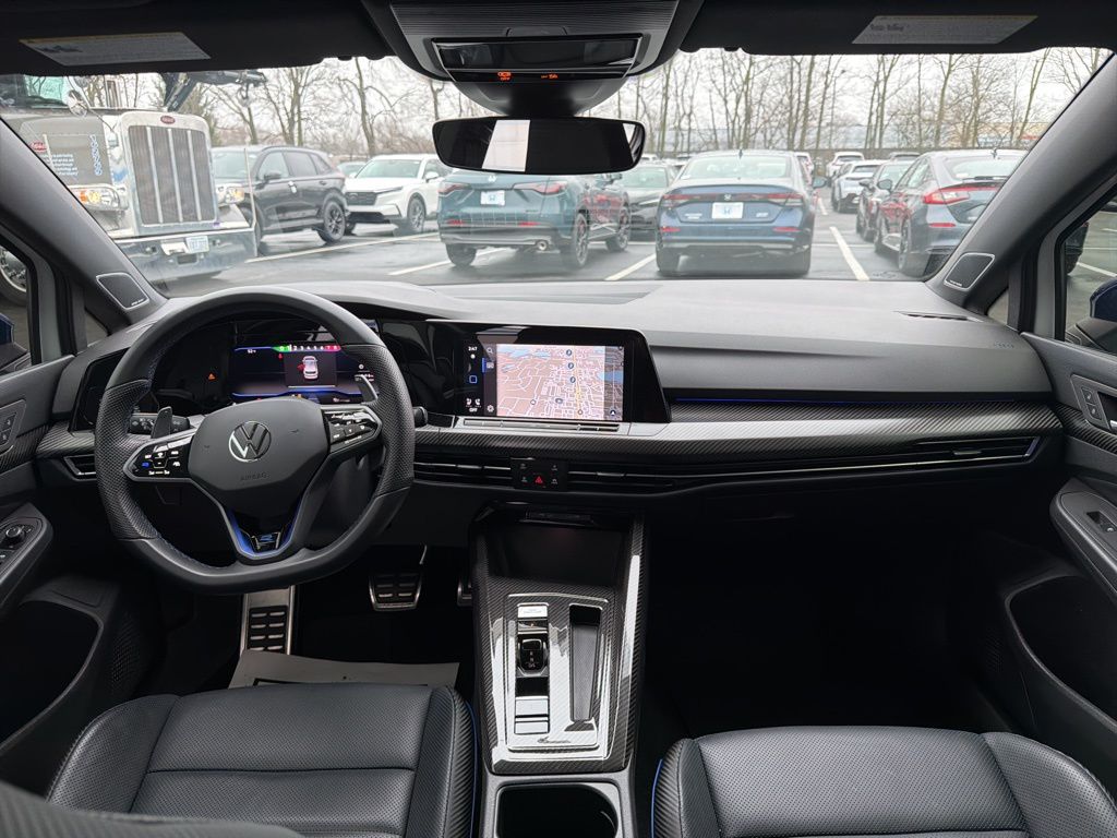 Thumbnail: 2023 Volkswagen Golf - 11