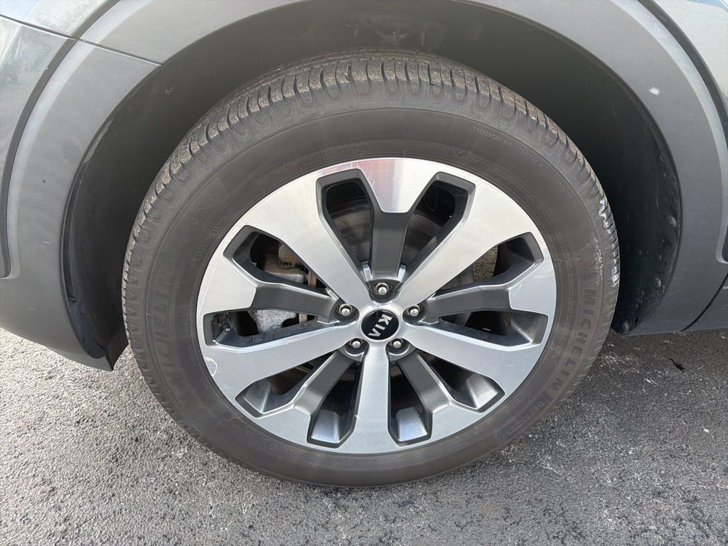 Thumbnail: 2020 Kia Telluride - 10