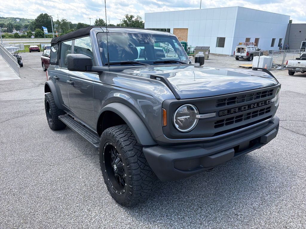 2023 Ford Bronco 4-Door 4WD
