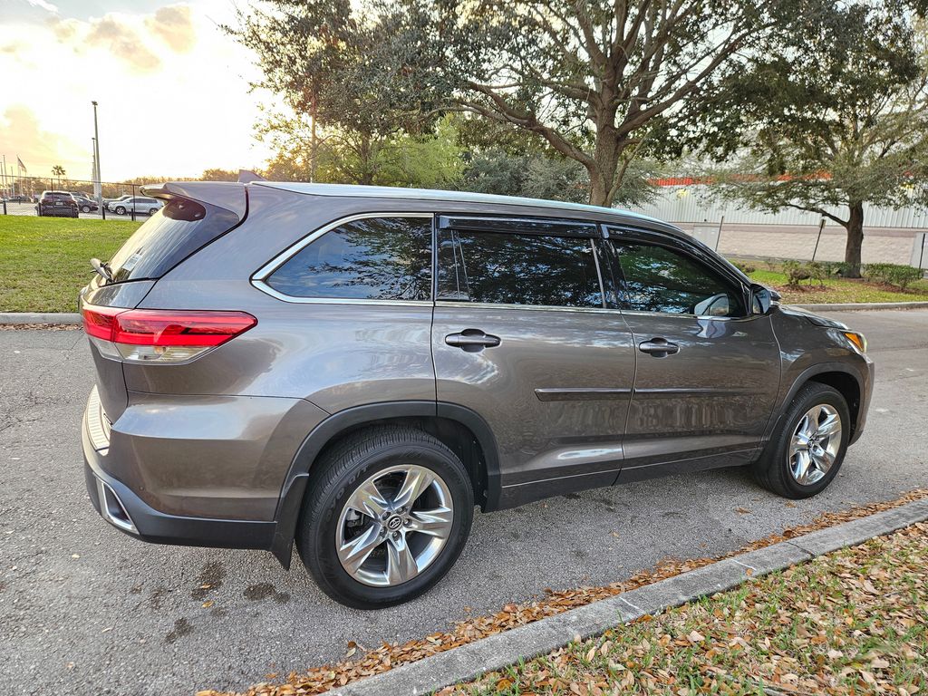 2018 Toyota Highlander Limited 5