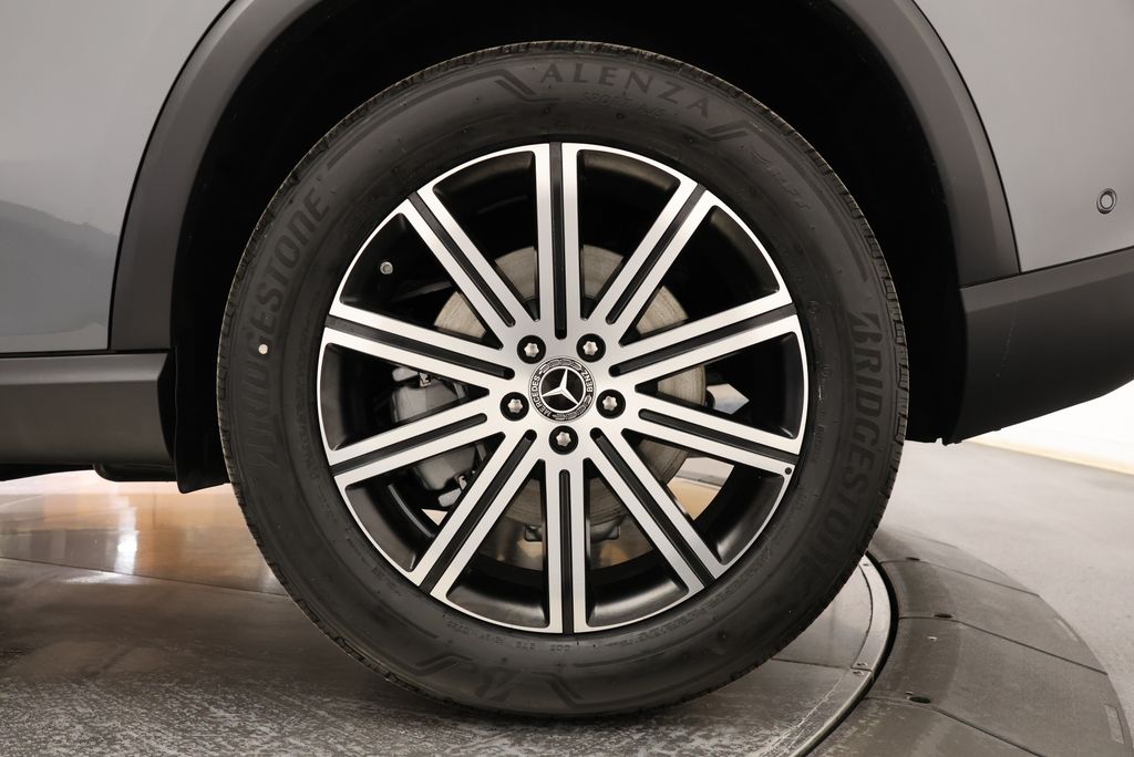 Thumbnail: 2026 Mercedes-Benz GLE - 12