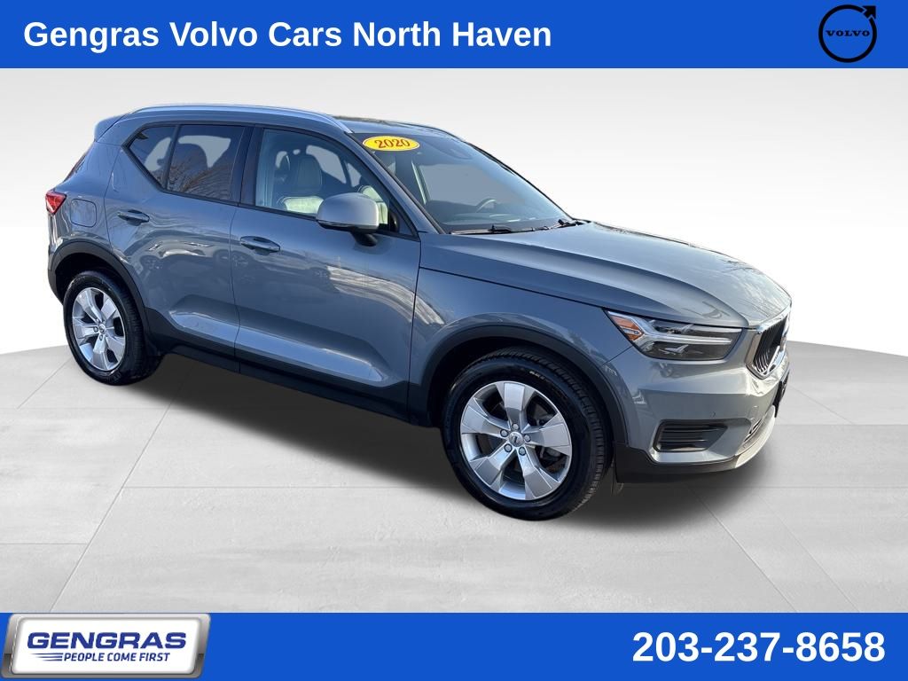 2020 Volvo XC40 T5 Momentum AWD