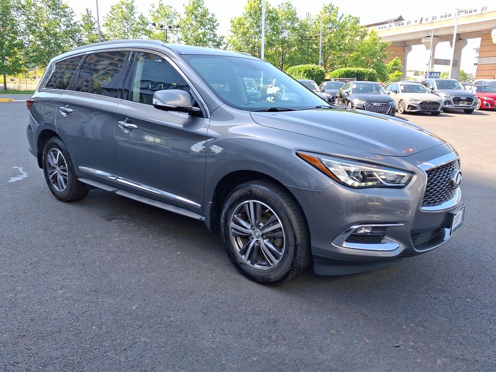 Thumbnail: 2017 INFINITI QX60 - 3