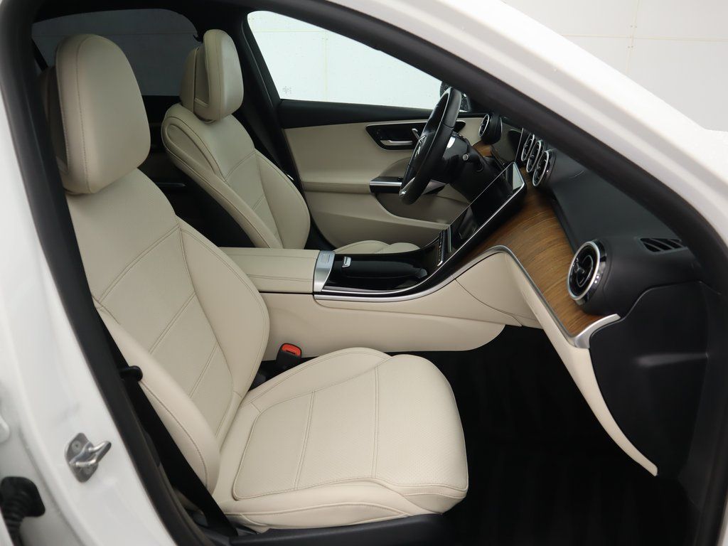 Thumbnail: 2024 Mercedes-Benz C-Class - 20