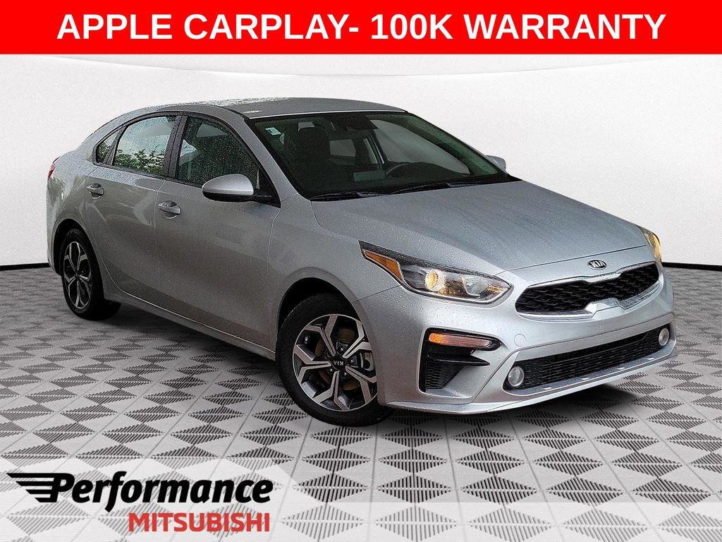 Silky Silver 2021 Kia Forte LXS FWD Sedan Front-Wheel Drive Continuously Variable Transmission