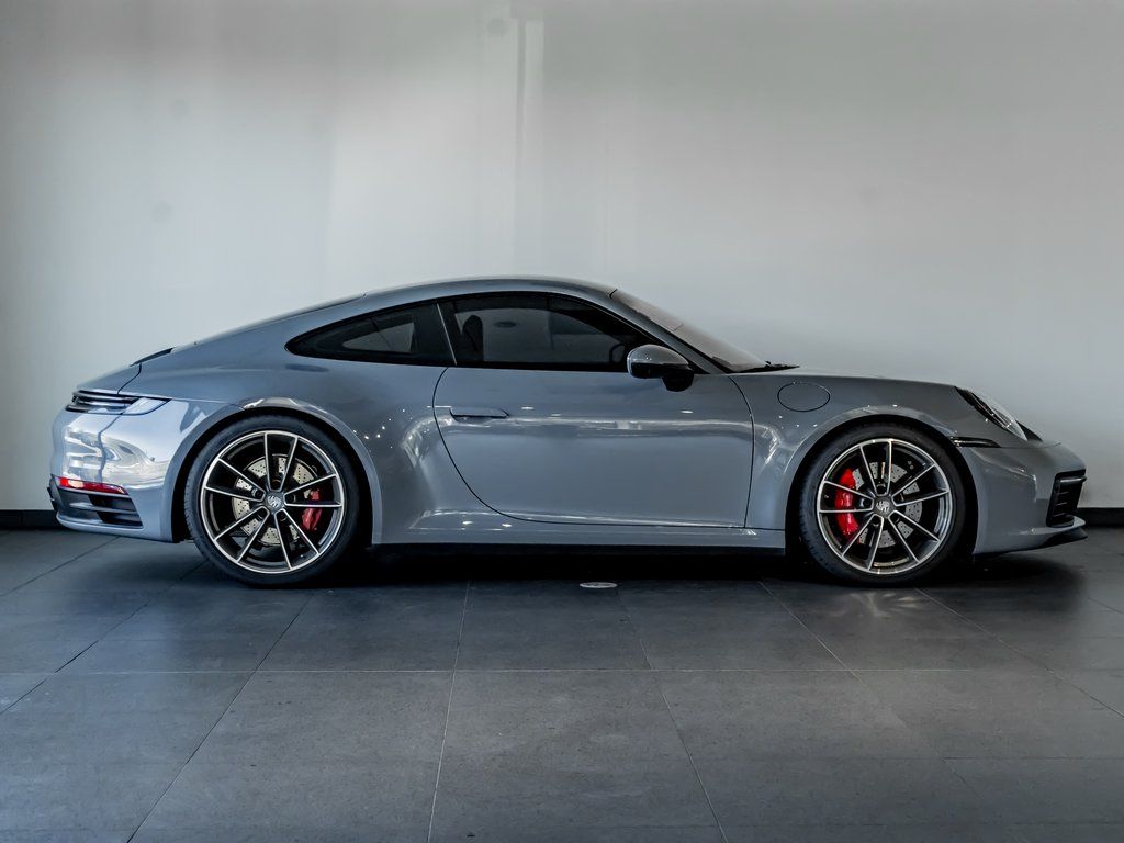 Certified Used 2024  Porsche Carrera 4S image 8