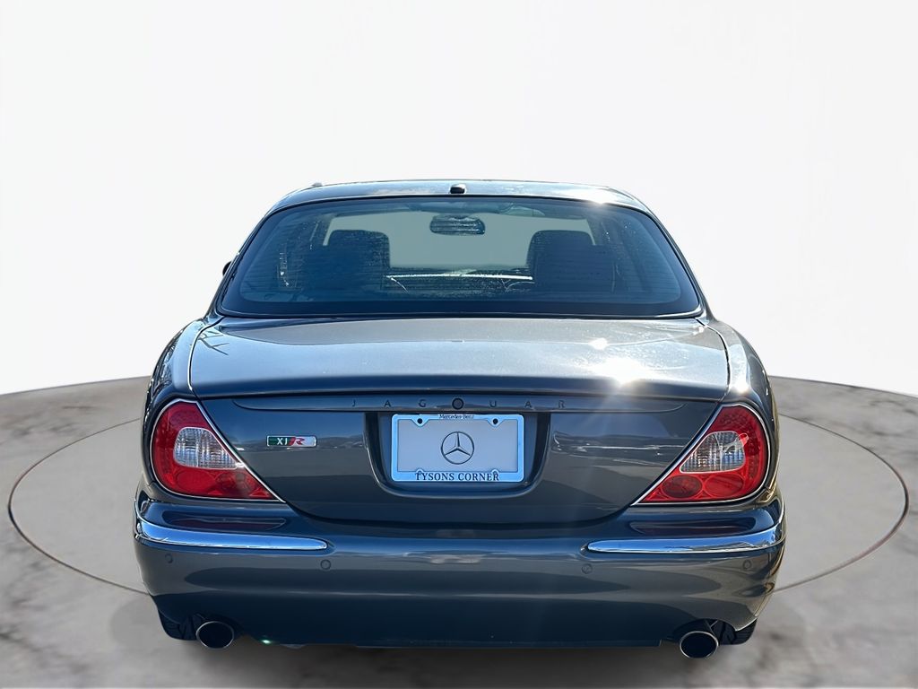 Thumbnail: 2005 Jaguar XJ - 11