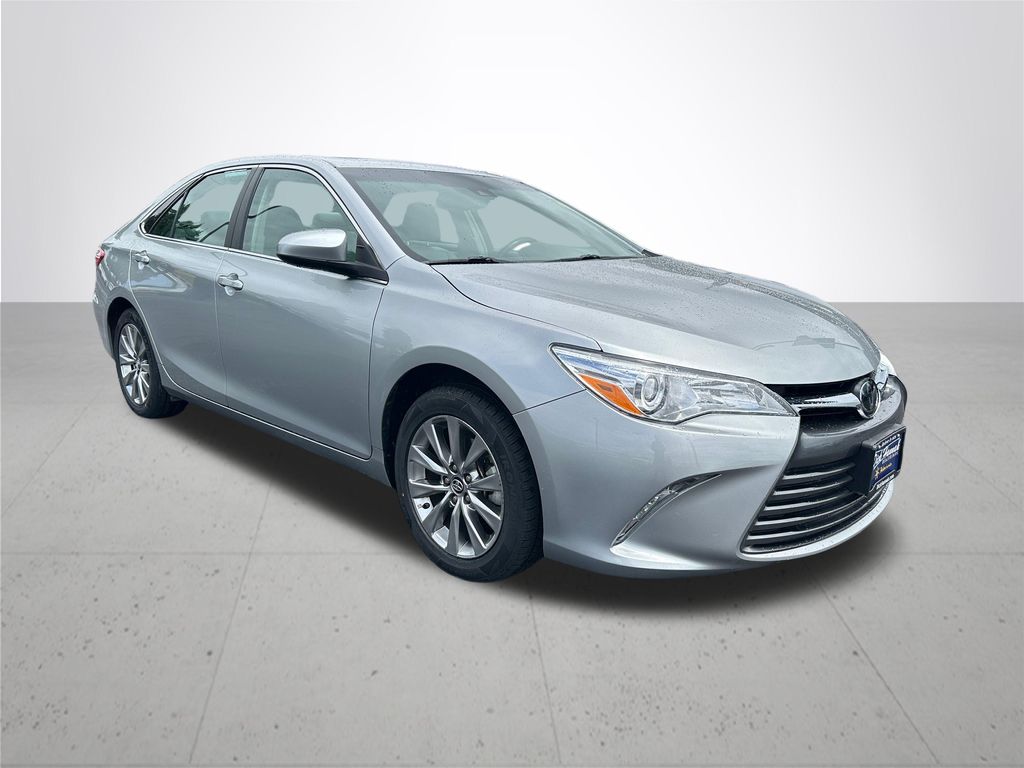 2016 Toyota Camry XLE