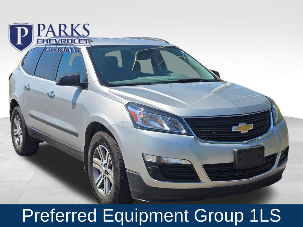 Silver Ice Metallic 2017 Chevrolet Traverse SUV / Crossover Front-Wheel Drive 6-Speed Automatic