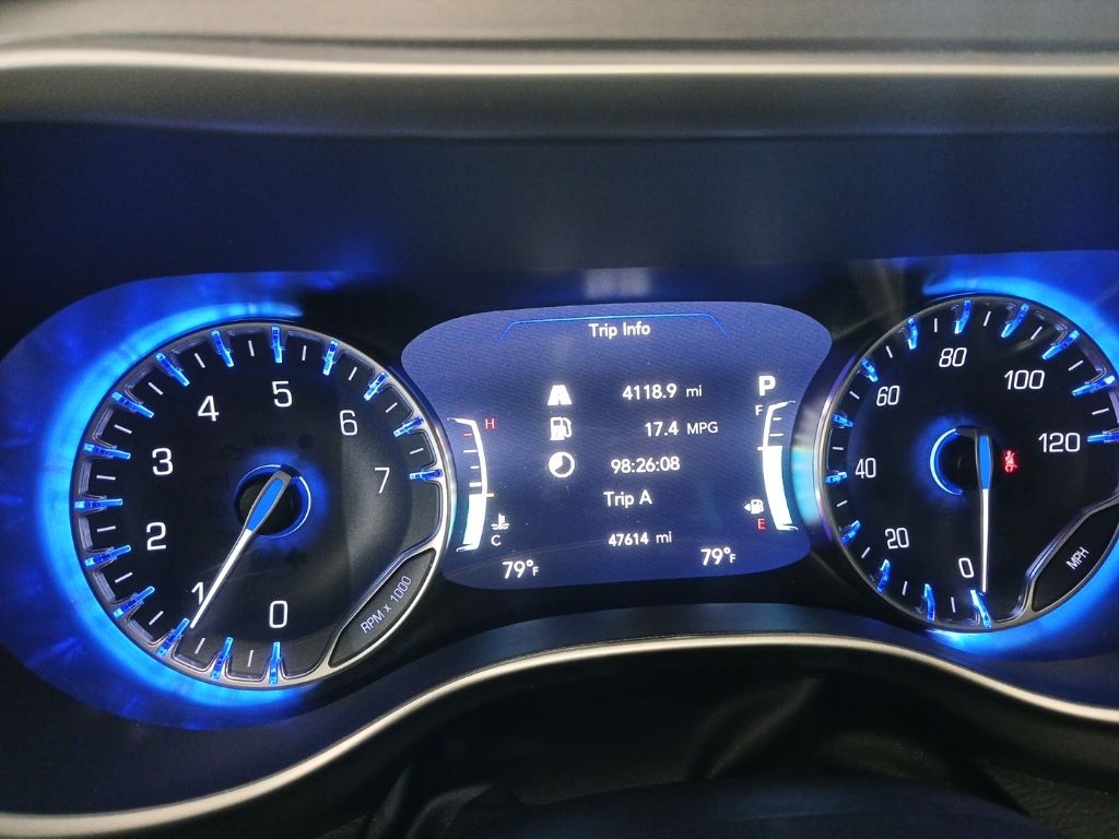 used 2021 Chrysler Pacifica car, priced at $29,500