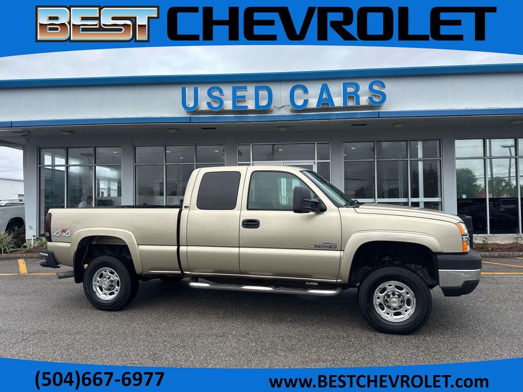 Sandstone Metallic 2004 Chevrolet Silverado 2500HD LS Extended Cab 4WD Pickup Truck Four-Wheel Drive 5-Speed Automatic