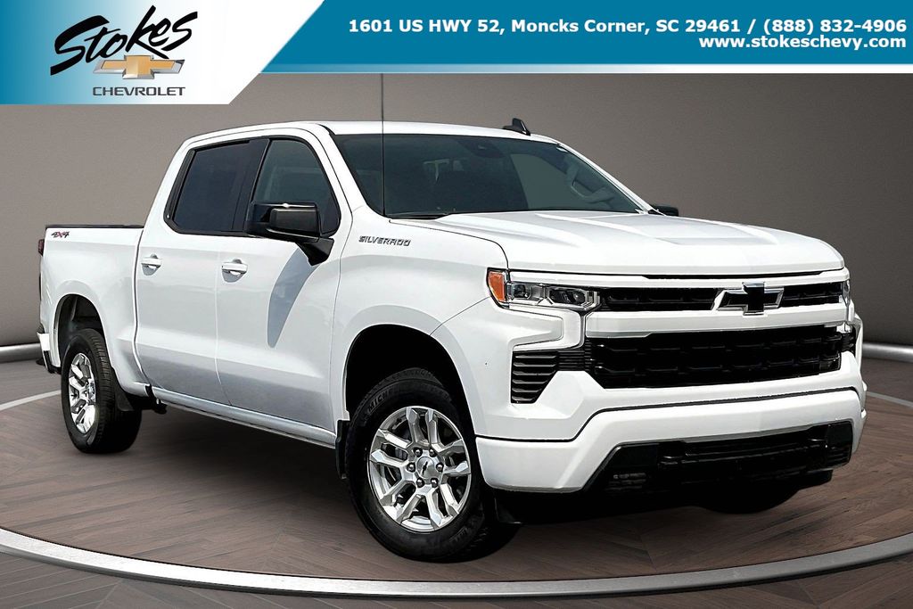 Summit White 2026 Chevrolet Silverado 1500 Pickup Truck Four-Wheel Drive Automatic