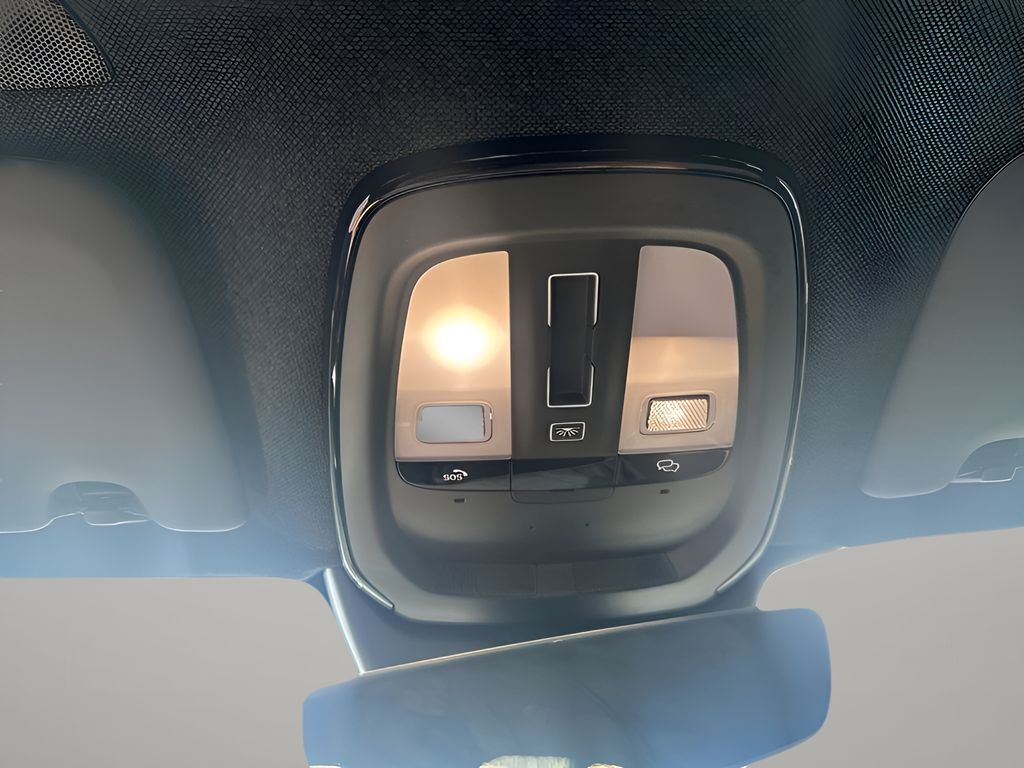 Used Car 2023 Volvo Xc40 Recharge Pure Electric  Ultimate For Sale Under $35,000 In Austin, Texas