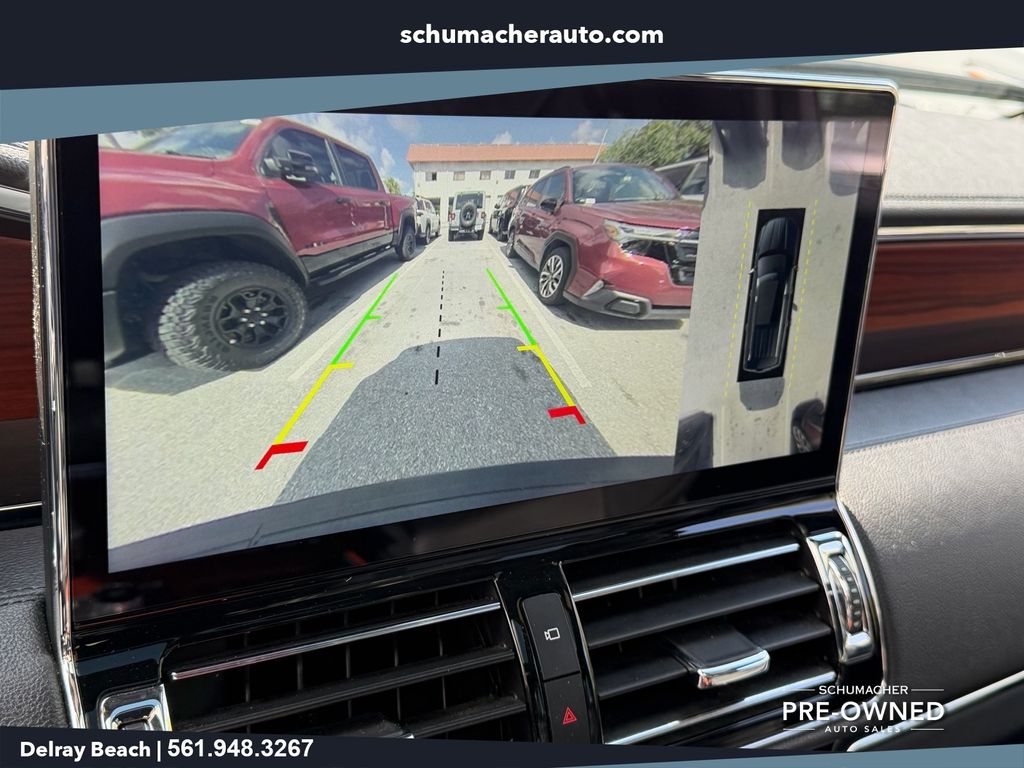 used 2022 Lincoln Navigator car, priced at $51,167