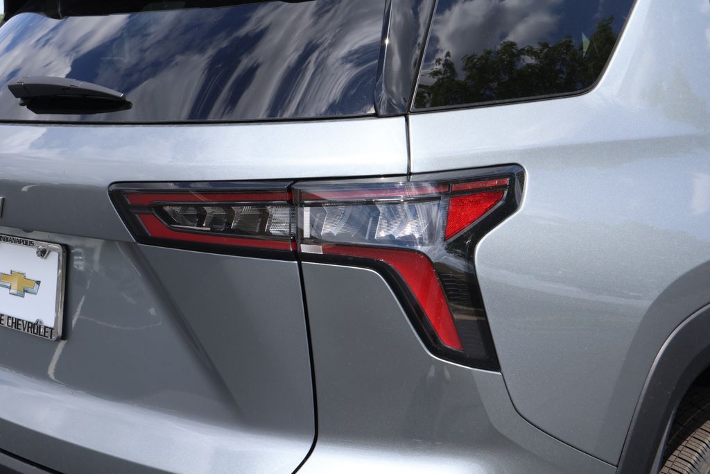 Thumbnail: 2026 Chevrolet Equinox - 7