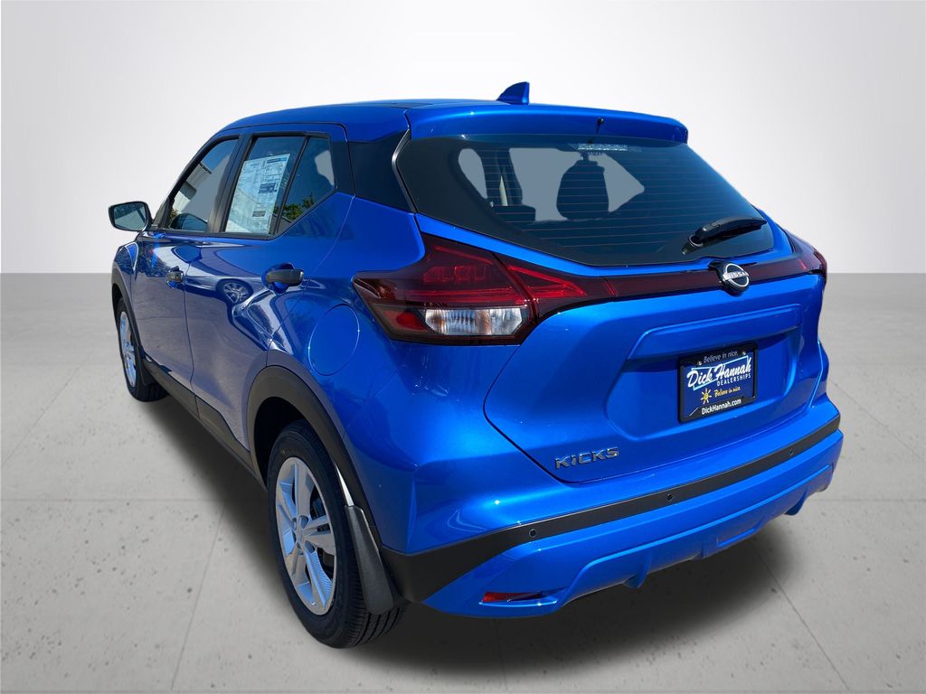 2024 Nissan Kicks S