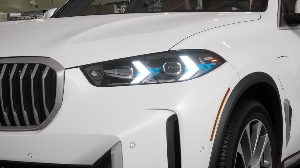 Thumbnail: 2026 BMW X5 - 32