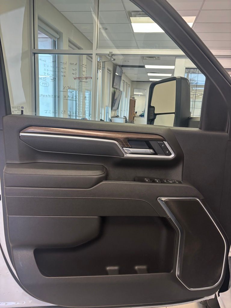 Used 2025 Chevrolet Silverado 2500HD Truck